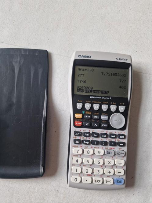 Casio FX9860gII grafische oplaadbare rekenmachine eindexamen, Diversen, Rekenmachines, Zo goed als nieuw, Grafische rekenmachine