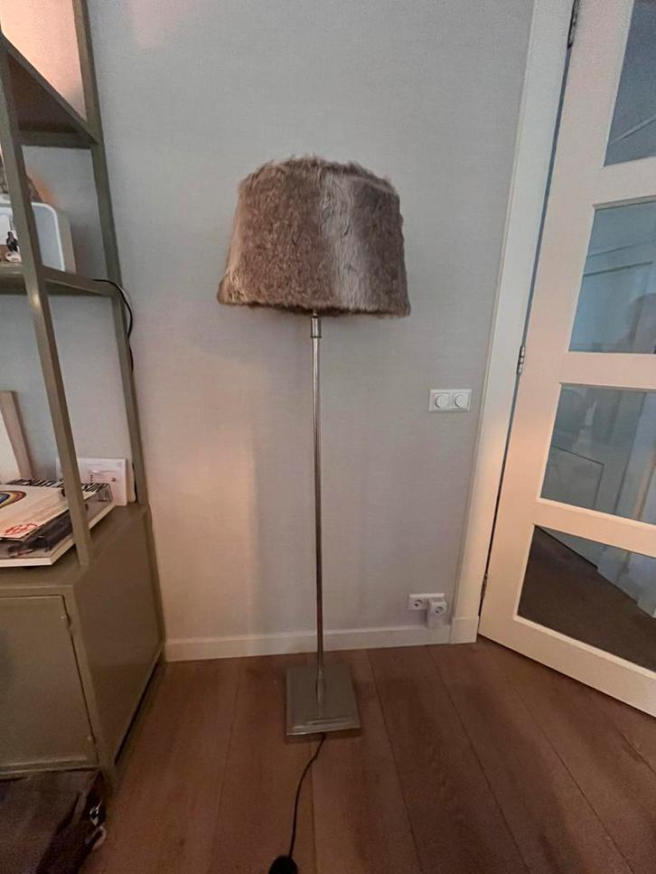 Staande lamp, vloerlamp, schemerlamp, Huis en Inrichting, Lampen | Vloerlampen, Zo goed als nieuw, 150 tot 200 cm, Metaal, Stof