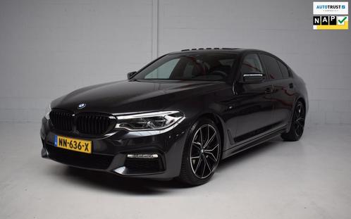 BMW 5-serie 540i M-SPORT ORG.NED / NAP / SCHUIFDAK / HEAD-UP, Auto's, BMW, Bedrijf, Te koop, 5-Serie, ABS, Achteruitrijcamera