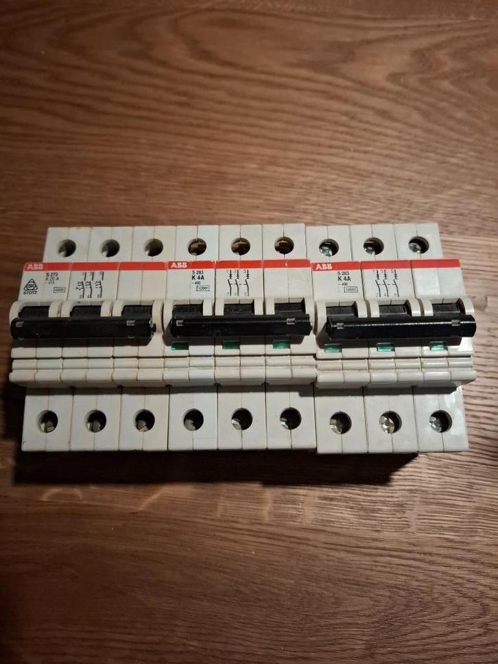 ABB diverse: 14 K4, K20, B16 en B20 automaten, Hobby en Vrije tijd, Elektronica-componenten, Nieuw, Ophalen of Verzenden