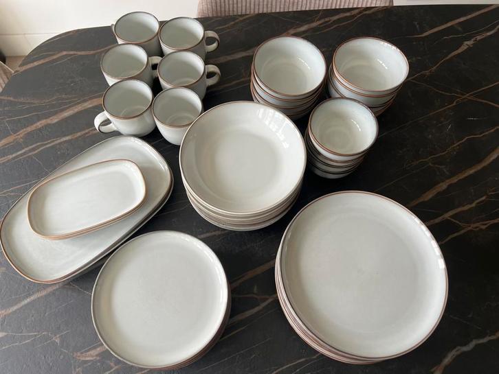 Ikea Gladelig serviesset - lichtgrijs/beige, Huis en Inrichting, Keuken | Servies, Gebruikt, Compleet servies, Overige stijlen