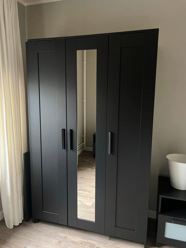 Ikea Brimnes kledingkast - 3 deurs, Huis en Inrichting, Kasten | Kledingkasten, Gebruikt, 150 tot 200 cm, 100 tot 150 cm, 50 tot 75 cm