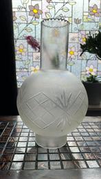 Glas voor olielamp gaaf mat met schulprandje, Antiek en Kunst, Antiek | Glas en Kristal, Ophalen