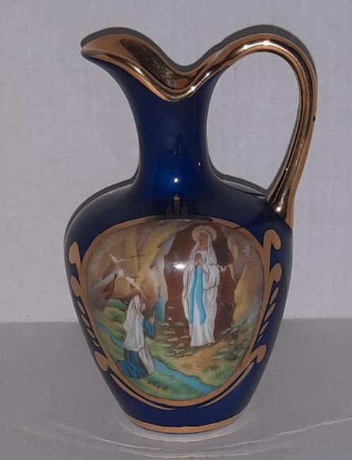 Porceleinen Lourdes vaasje blauw met goudopdruk  Limoges JS, Antiek en Kunst, Antiek | Porselein, Ophalen of Verzenden