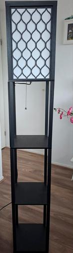 Vloerlamp met opbergrek, Ophalen of Verzenden, Zo goed als nieuw, 150 tot 200 cm