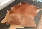 Koeienhuid 2.00 bij1,40 met twee kussen, Ophalen, Zo goed als nieuw, Bruin, Overige vormen