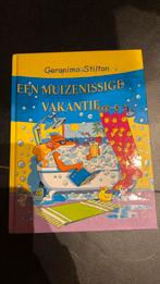 Geronimo Stilton - Een muizenissige vakantie, Ophalen of Verzenden, Zo goed als nieuw, Geronimo Stilton