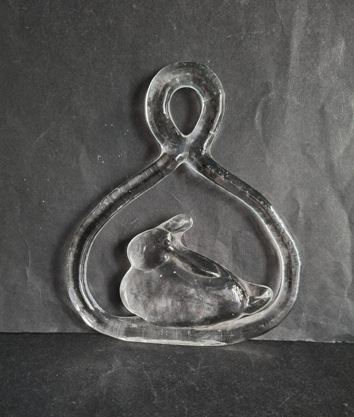 Kosta Boda glazen design konijn raamhanger. Bertil Vallien., Huis en Inrichting, Woonaccessoires | Wanddecoraties, Ophalen of Verzenden