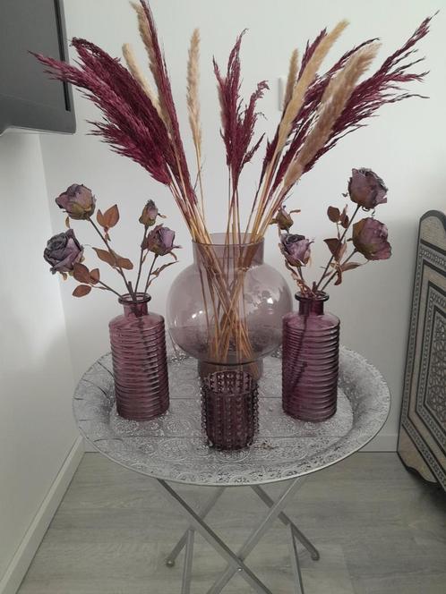 Vazen, tafeltje en droogboeketbloemen., Huis en Inrichting, Woonaccessoires | Vazen, Nieuw, Overige kleuren, Minder dan 50 cm