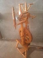 Oud spinnewiel, Ophalen, Gebruikt, Spinnewiel