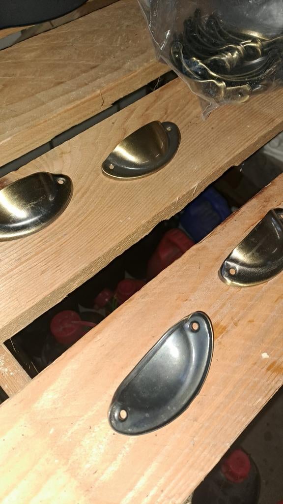 Keukekast /lade knoppen, Gebruikt, Wandhaken, Ophalen of Verzenden, Minder dan 100 cm