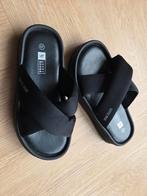 Lucky Shoes Slippers - Maat 37 - Zo goed als nieuw, Kleding | Dames, Slippers, Zwart, Lucky Shoes, Ophalen of Verzenden