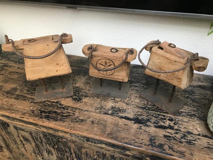 Teakhout pot uit India op standaard Indiase oude teak, Huis en Inrichting, Woonaccessoires | Overige, Nieuw, Ophalen of Verzenden