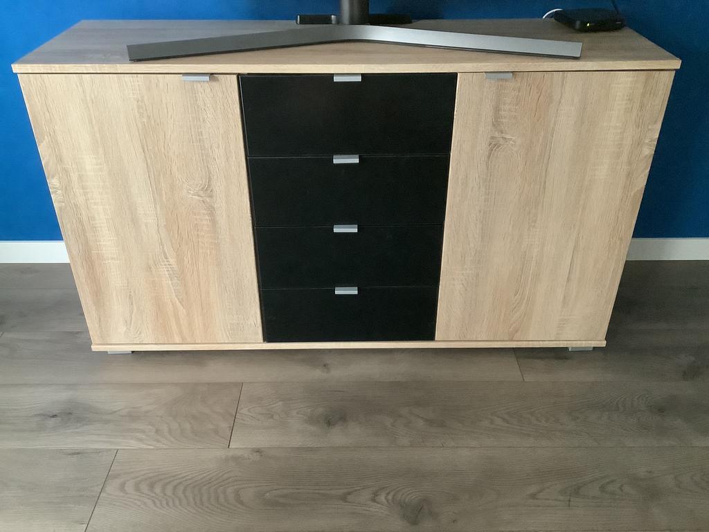 Mooi dressoire/tv kast te koop., Ophalen, Gebruikt, 100 tot 150 cm, Met deur(en)