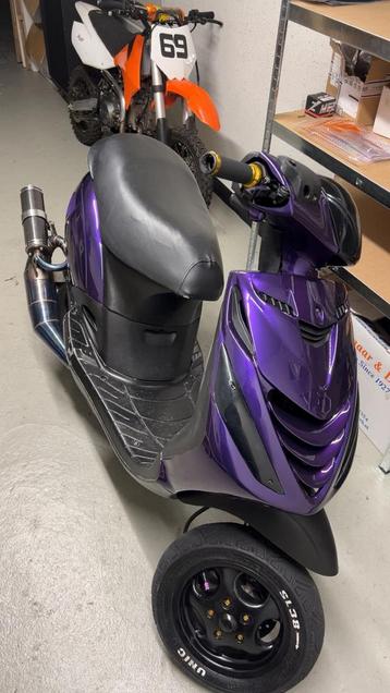 Zip 172 2t op brom beschikbaar voor biedingen