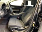 Jaguar XF 2.0t Prestige VIRTUAL COCKPIT-NAVI-LANE ASSIST-ECC, Auto's, 12 maanden, Gebruikt, 4 cilinders, Zwart