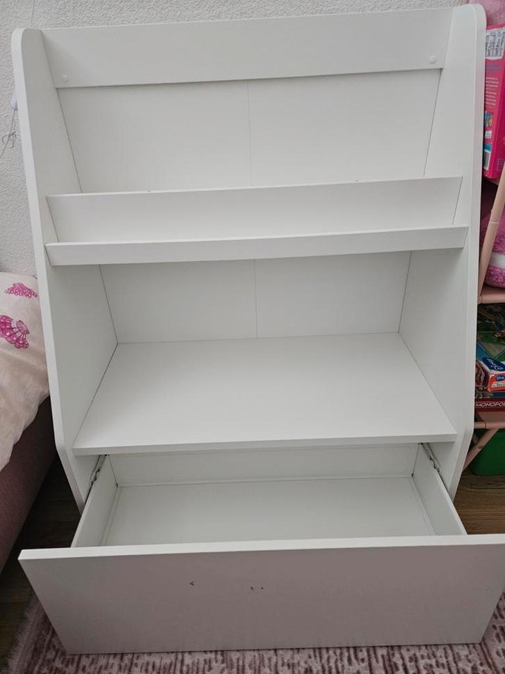 IKEA Bergig Kinderboekenkast - Delft, Kinderen en Baby's, Kinderkamer | Commodes en Kasten, Gebruikt, 105 cm of meer, 75 tot 100 cm