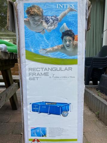 Intex Zwembad (frame) beschikbaar voor biedingen