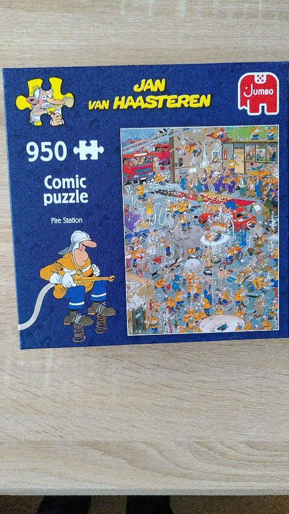 Jan van Haasteren 950 - Fire station, Hobby en Vrije tijd, Denksport en Puzzels, Ophalen of Verzenden, 500 t/m 1500 stukjes, Zo goed als nieuw