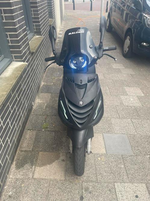 Piaggio zip 2020, Fietsen en Brommers, Scooters | Piaggio, Zo goed als nieuw, Zip, Maximaal 45 km/u, Benzine, Ophalen