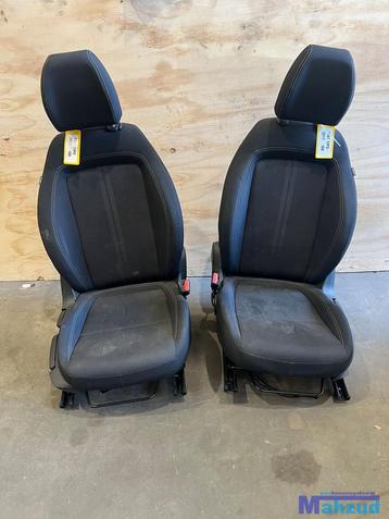 FIAT TIPO hatchback stof interieur compleet 2016+ beschikbaar voor biedingen