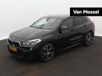 BMW X2 sDrive18i High Executive | M PAKKET | SFEERVERLICHTIN, 12 maanden, X2, Euro 6, Zwart