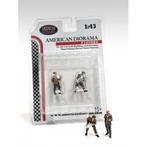 American Diorama 1:43 Race Day Metal Figure set no 4, 2 fig, Overige merken, -, Nieuw, Ophalen of Verzenden