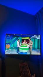 Philips ambilight 82 cm 33 inch met muurbeugel, Audio, Tv en Foto, Televisies, Philips, 50 Hz, Ophalen of Verzenden, Zo goed als nieuw