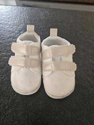 IKKS Babyschoenen Maat 18 - Nieuwstaat beschikbaar voor biedingen