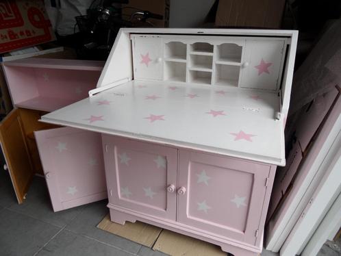 Roze-wit bureau met veel vakken / planken, massief hout, Kinderen en Baby's, Kinderkamer | Tafels en Stoelen, Zo goed als nieuw