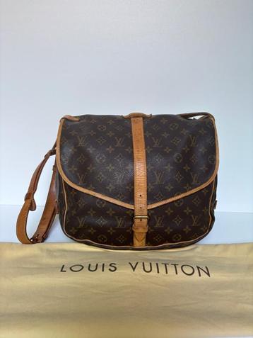 LOUIS VUITTON Saumur bruin canvas schouder tas bag   beschikbaar voor biedingen