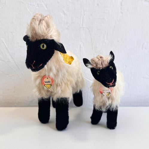 Set van 2 knuffel geiten “Snucki” | vintage steiff, Antiek en Kunst, Antiek | Speelgoed, Ophalen of Verzenden