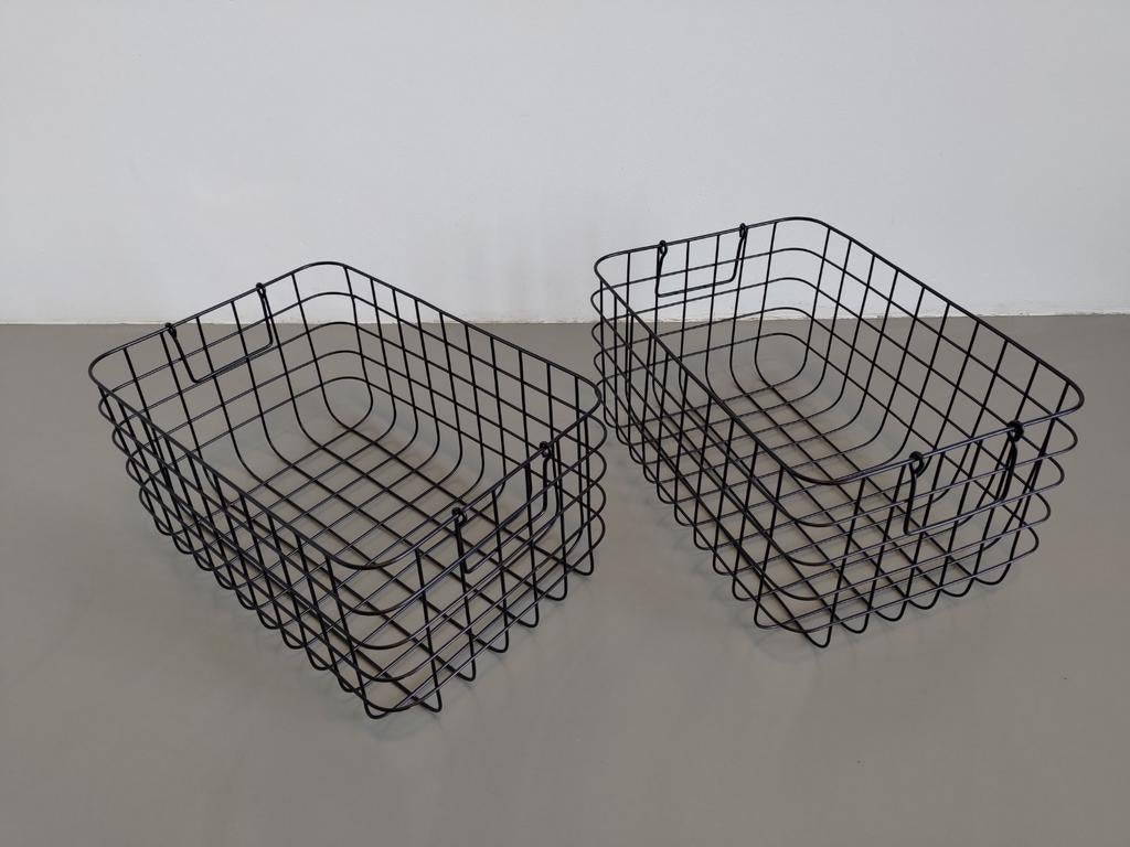 2 stalen zwarte draadmanden, ZGAN, Overige materialen, Mand, Ophalen of Verzenden, Zo goed als nieuw