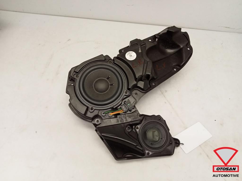 Audi A6 S6 RS6 C7 4G B&O Speaker Links Voor 4G0035299, Gebruikt, AUDI AG, Auto-Union-Strasse 1
85045  Ingolstadt, DE, Kundenbetreuung@audi.de