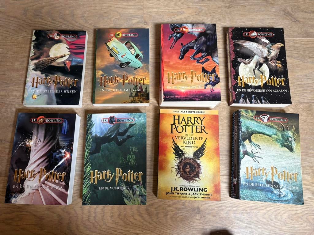 Harry Potter 8 Boeken, Boeken, Ophalen of Verzenden, Zo goed als nieuw