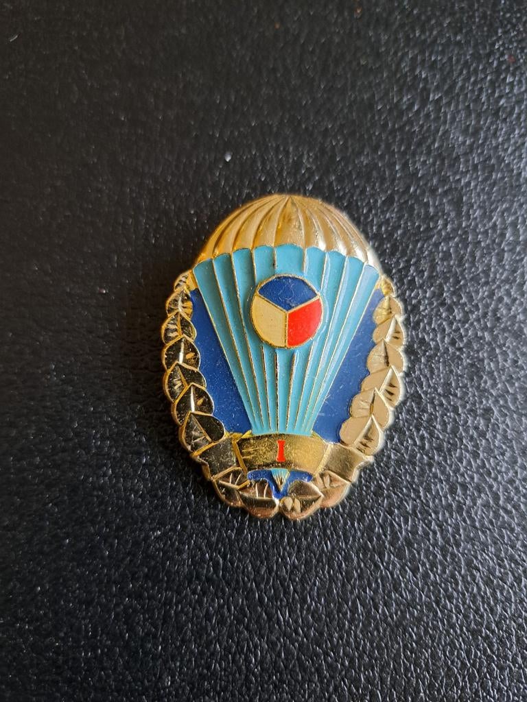 Parawing Tsjechië,  embleem, Verzamelen, Militaria | Algemeen, Ophalen of Verzenden, Landmacht, Overige gebieden, Embleem of Badge