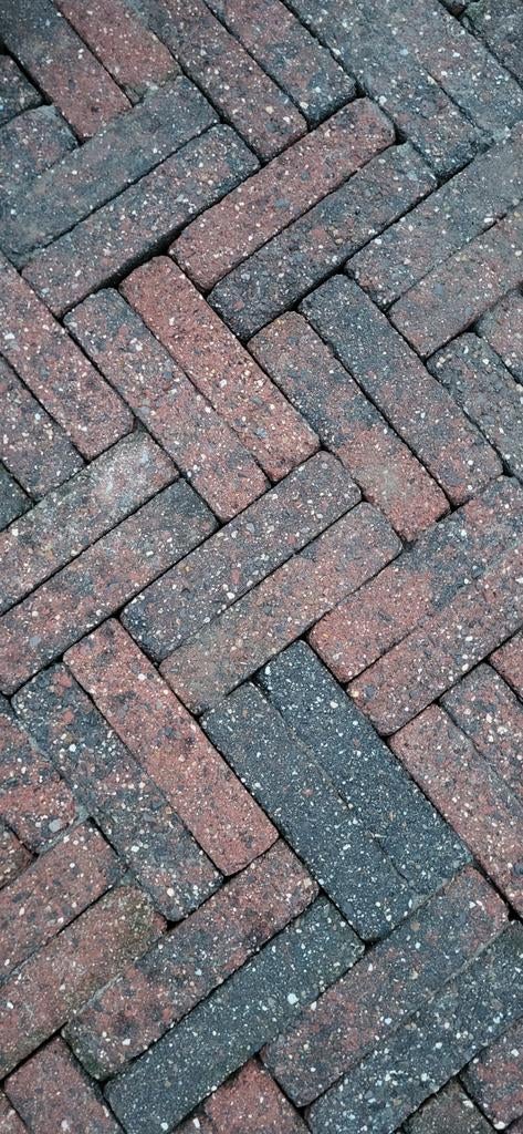 Gezocht klinkers beton waaltjes, Ophalen, Beton, Klinkers