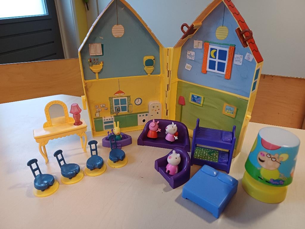 Peppa Big huis met meubels en popjes, Kinderen en Baby's, Speelgoed | Overig, Ophalen of Verzenden, Gebruikt, Jongen of Meisje