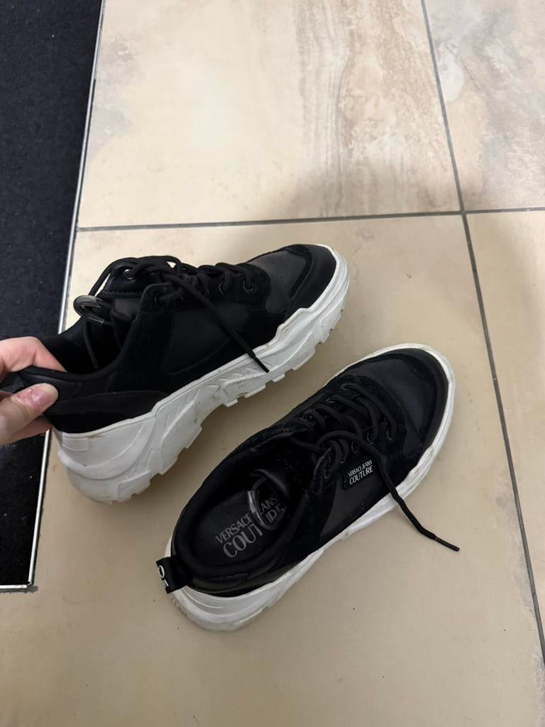 Versace schoenen, Kleding | Dames, Schoenen, Ophalen, Zo goed als nieuw, Zwart, Sneakers of Gympen