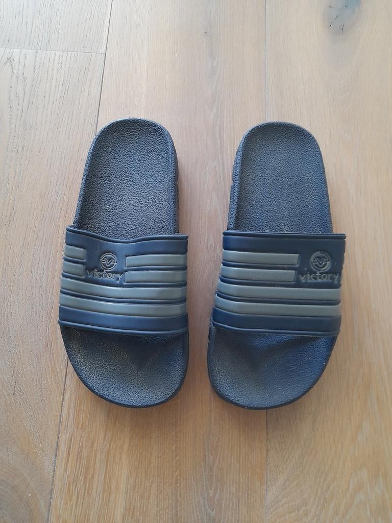 Bijna gratis Heren slippers maat 42, vakantie tip, Slippers, Blauw, Victory, Ophalen of Verzenden