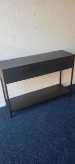 Zwarte metalen sidetable, Ophalen, 100 tot 150 cm, Zo goed als nieuw, Metaal
