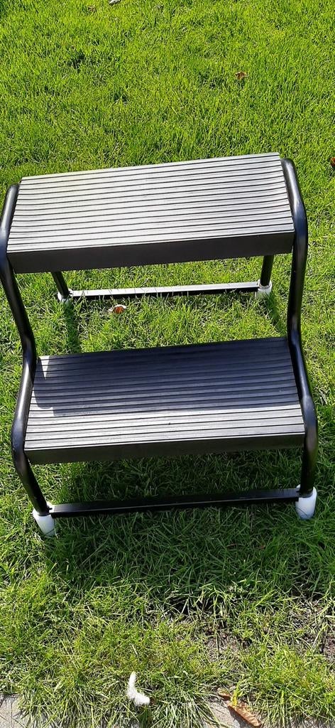 Degelijk en stevig trapje voor camper of caravan, Caravans en Kamperen, Ophalen of Verzenden, Zo goed als nieuw