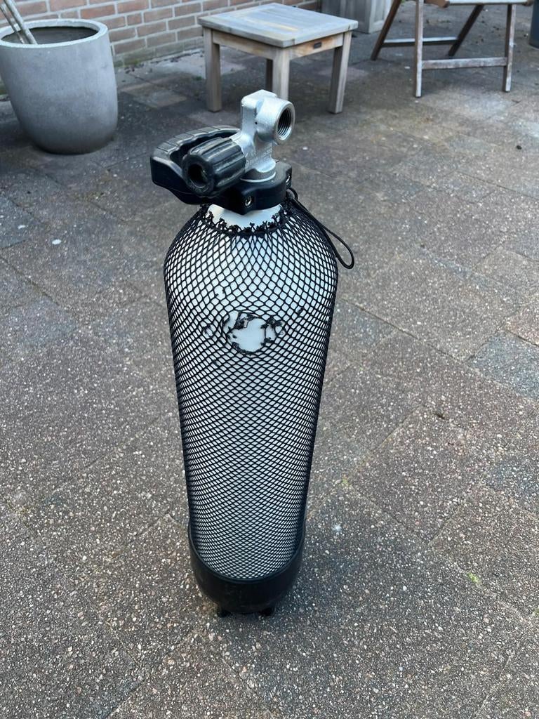 Duikfles met net en voet - Zo goed als nieuw, Watersport en Boten, Duiken, Ophalen, Zo goed als nieuw, Duikfles