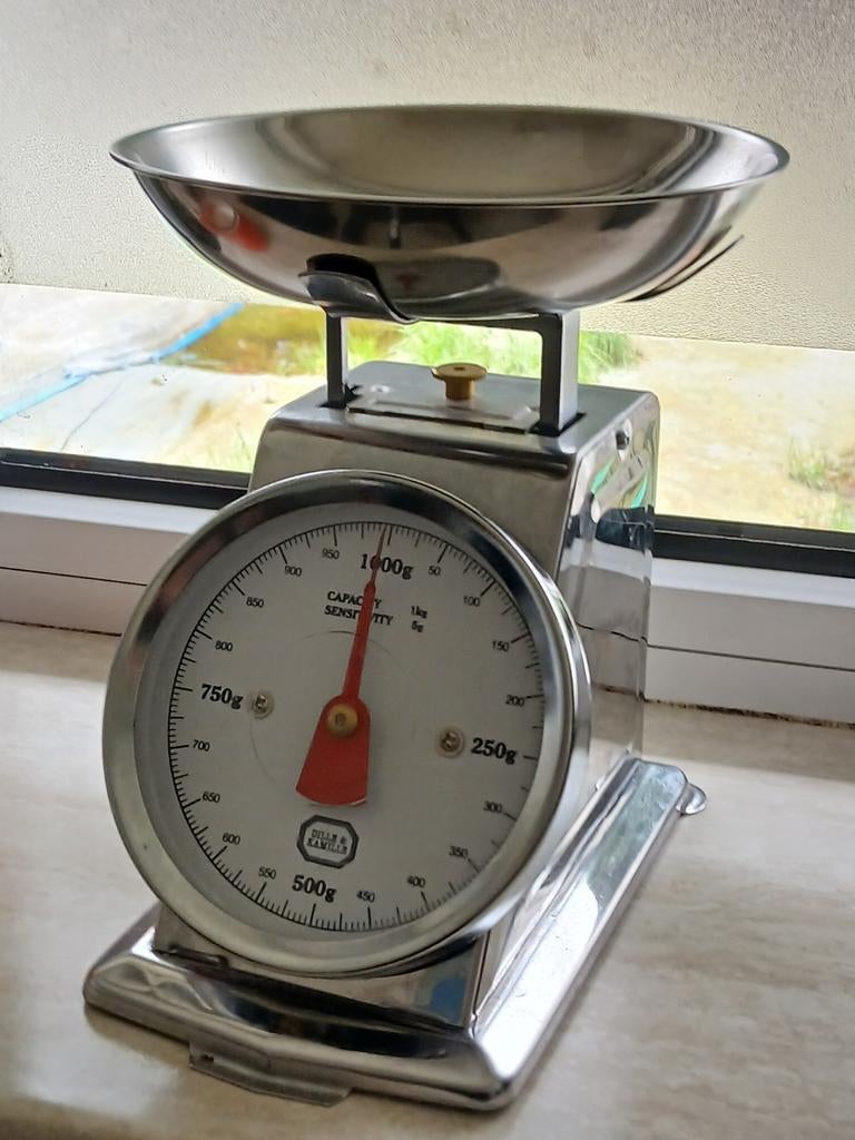 Vintage Keukenweegschaal - RVS - 1kg Capaciteit, Keukenweegschaal, Analoog, Ophalen of Verzenden, Fijner dan 1 gram