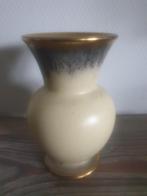 Vintage Oud Vaasje met Gouden Randje - 15 cm Hoog, Ophalen of Verzenden