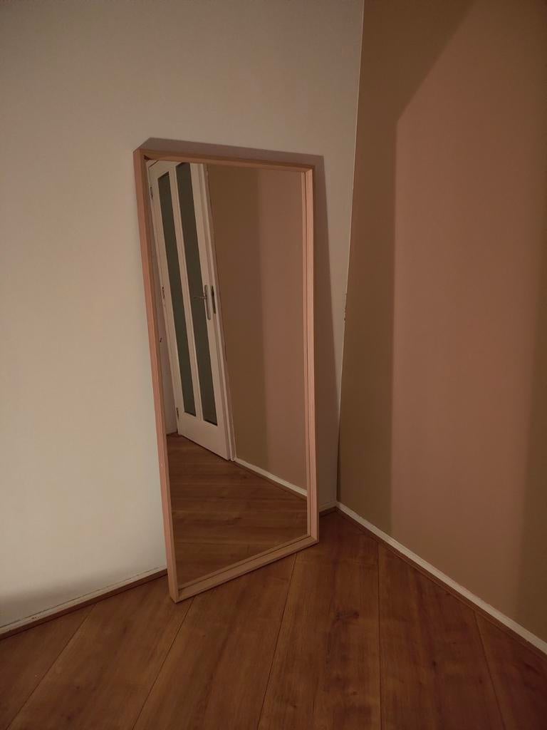 Spiegel Nissedal IKEA, 100 tot 150 cm, Ophalen of Verzenden, Zo goed als nieuw, Rechthoekig