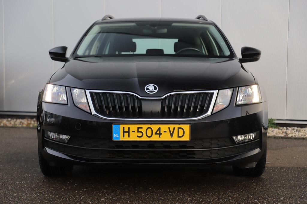 Skoda Octavia Combi 1.0 TSI Greentech Business Edition NAP T, Auto's, Skoda, Stof, Gebruikt, Met garantie (alle), 116 pk