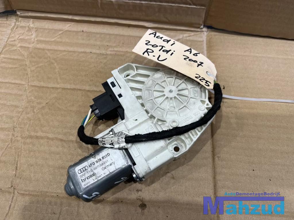 AUDI A6 C6 Rechts voor raammotor 4F0959802D 2004-2011, Gebruikt, AUDI AG, Auto-Union-Strasse 1
85045  Ingolstadt, DE, Kundenbetreuung@audi.de