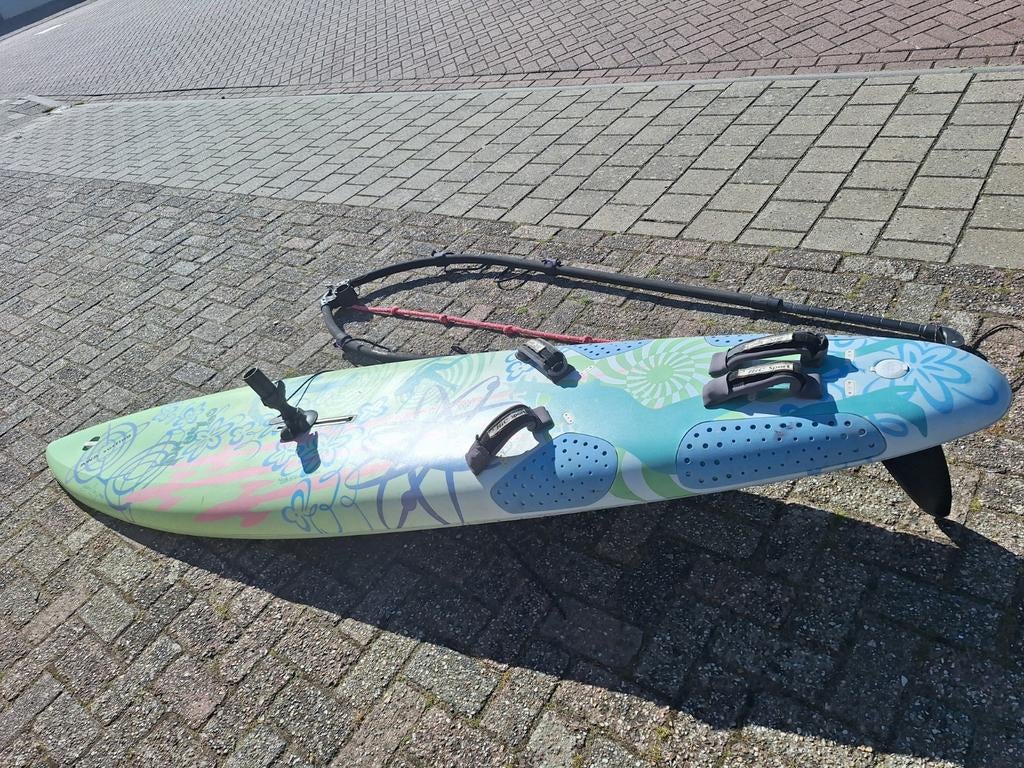 Bic surfplank, semi zinker funboard incl mast en zeil, Ophalen, Gebruikt, Plank, 5 tot 7 m²