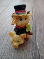Beeldje van een schoorsteenveger op een varken, Verzamelen, Beelden en Beeldjes, Ophalen of Verzenden, Zo goed als nieuw, Dier